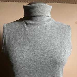 Vintage White Stag Cropped Sleeveless Turtleneck (1980s)
